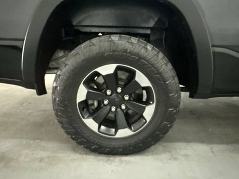Used 2019 RAM 1500 Rebel AWD/4WD image 59