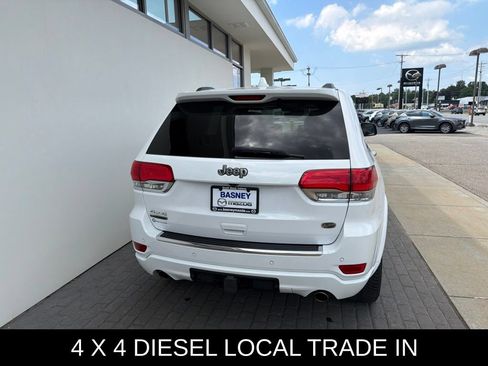 Used 2018 Jeep Grand Cherokee Overland AWD/4WD image 8