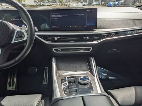Used 2024 BMW X6 M60i AWD/4WD image 18