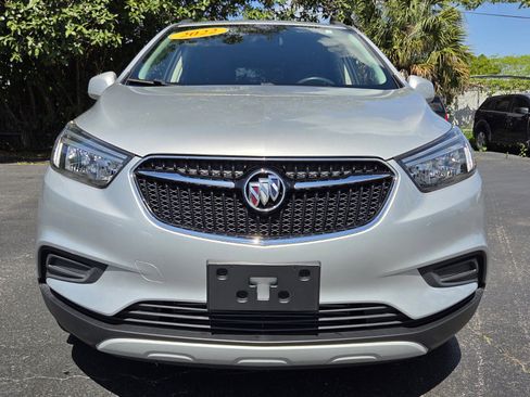 Certified 2022 Buick Encore Preferred w/ Safety Package AWD/4WD image 8