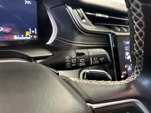 Used 2021 Jeep Grand Cherokee L Laredo image 20