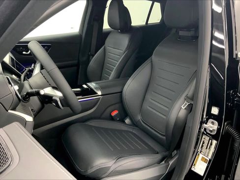 New 2026 Mercedes-Benz GLC 300 4MATIC image 22