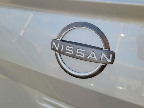 Used 2024 Nissan Altima 2.5 SV image 7