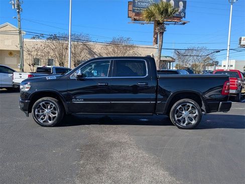 Used 2022 RAM 1500 Limited w/ Body Color Bumper Group image 9