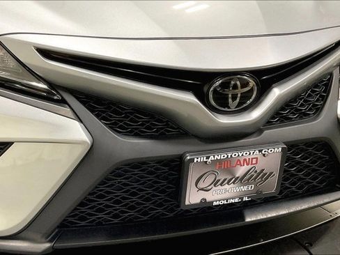 Used 2019 Toyota Camry SE image 30