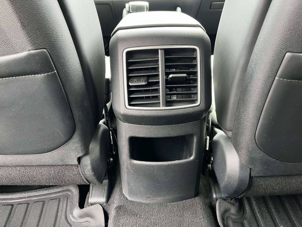 Used 2024 Kia Sportage X-Line w/ X-Line Premium Package AWD/4WD image 4
