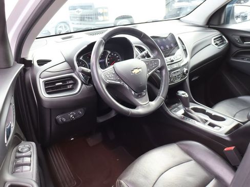 Used 2019 Chevrolet Equinox Premier image 17