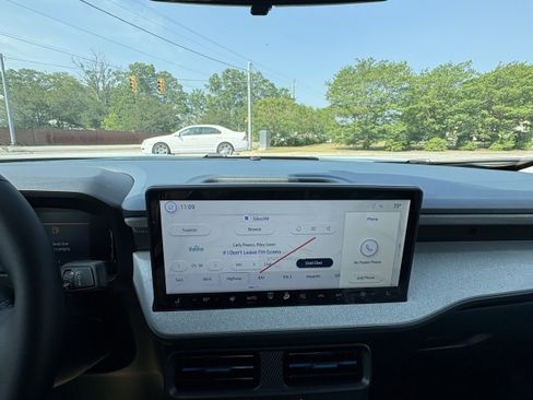 New 2026 Ford Maverick XLT image 23