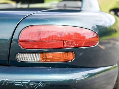 Used 1995 Dodge Viper RT/10 RWD image 70