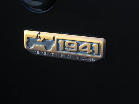 Used 2017 Jeep Wrangler 75th Anniversary image 10