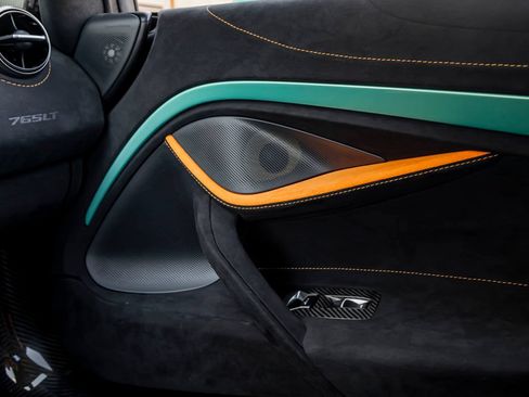 Used 2022 McLaren 765LT RWD image 32