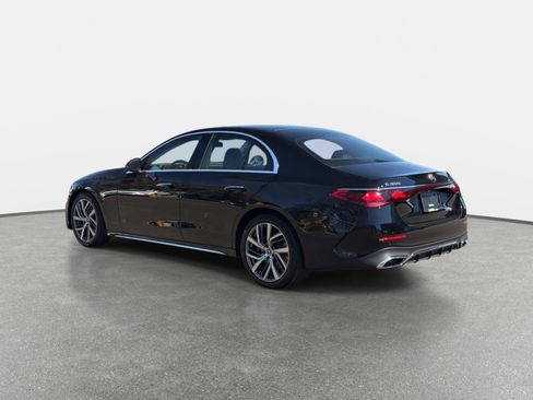 Used 2025 Mercedes-Benz E 350 Sedan image 5