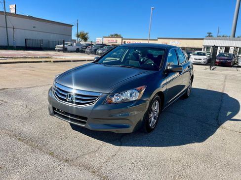 Used 2012 Honda Accord LX image 1