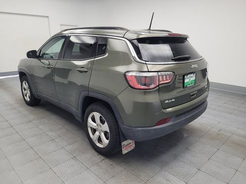 Used 2018 Jeep Compass Latitude AWD/4WD image 5