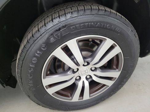 Used 2017 Honda Pilot EX image 31