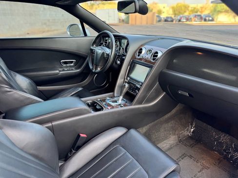 Used 2014 Bentley Continental GT image 19