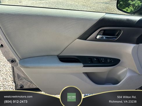 Used 2014 Honda Accord LX image 17