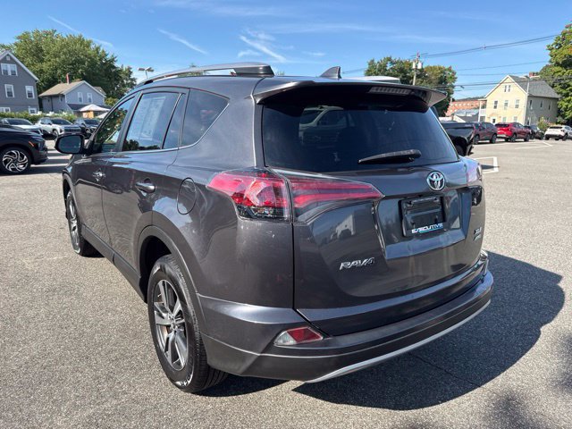 Used 2018 Toyota RAV4 XLE w/ Plus Extra Value Package AWD/4WD image 8