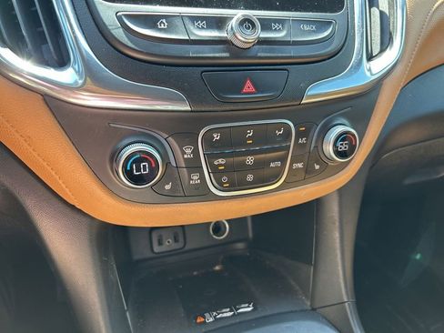 Used 2018 Chevrolet Equinox Premier image 36