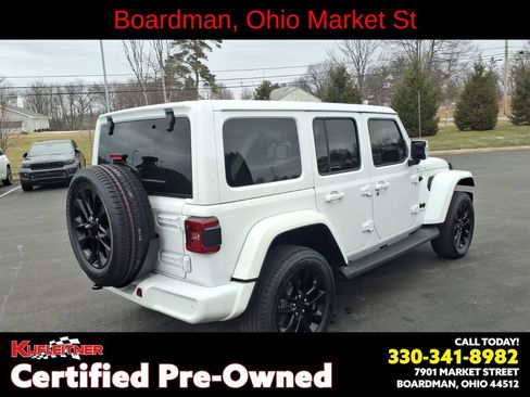 Used 2023 Jeep Wrangler Unlimited Sahara AWD/4WD image 5