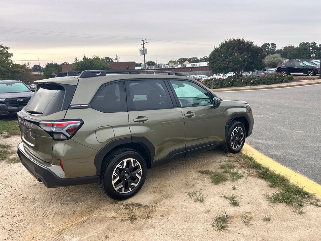 Certified 2026 Subaru Forester Premium AWD/4WD image 3