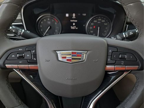 Used 2022 Cadillac XT6 Premium Luxury w/ Technology Package image 20