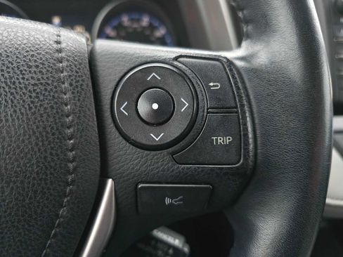 Used 2018 Toyota RAV4 Adventure image 34