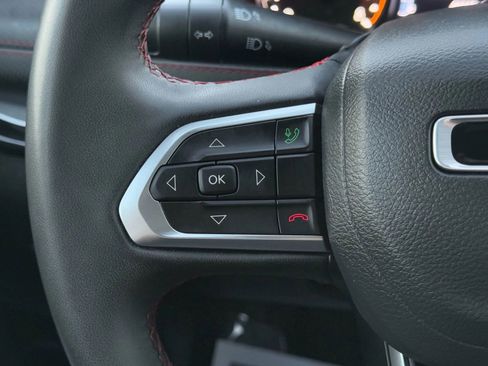 Used 2024 Jeep Compass Trailhawk AWD/4WD image 24