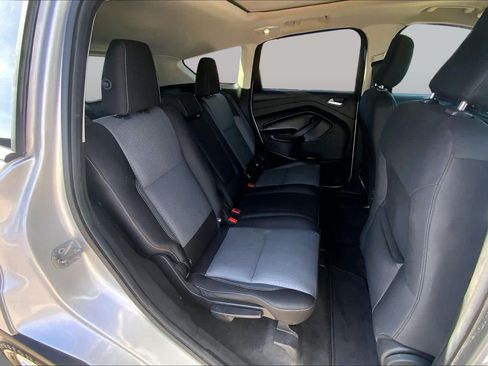 Used 2018 Ford Escape SE FWD image 20