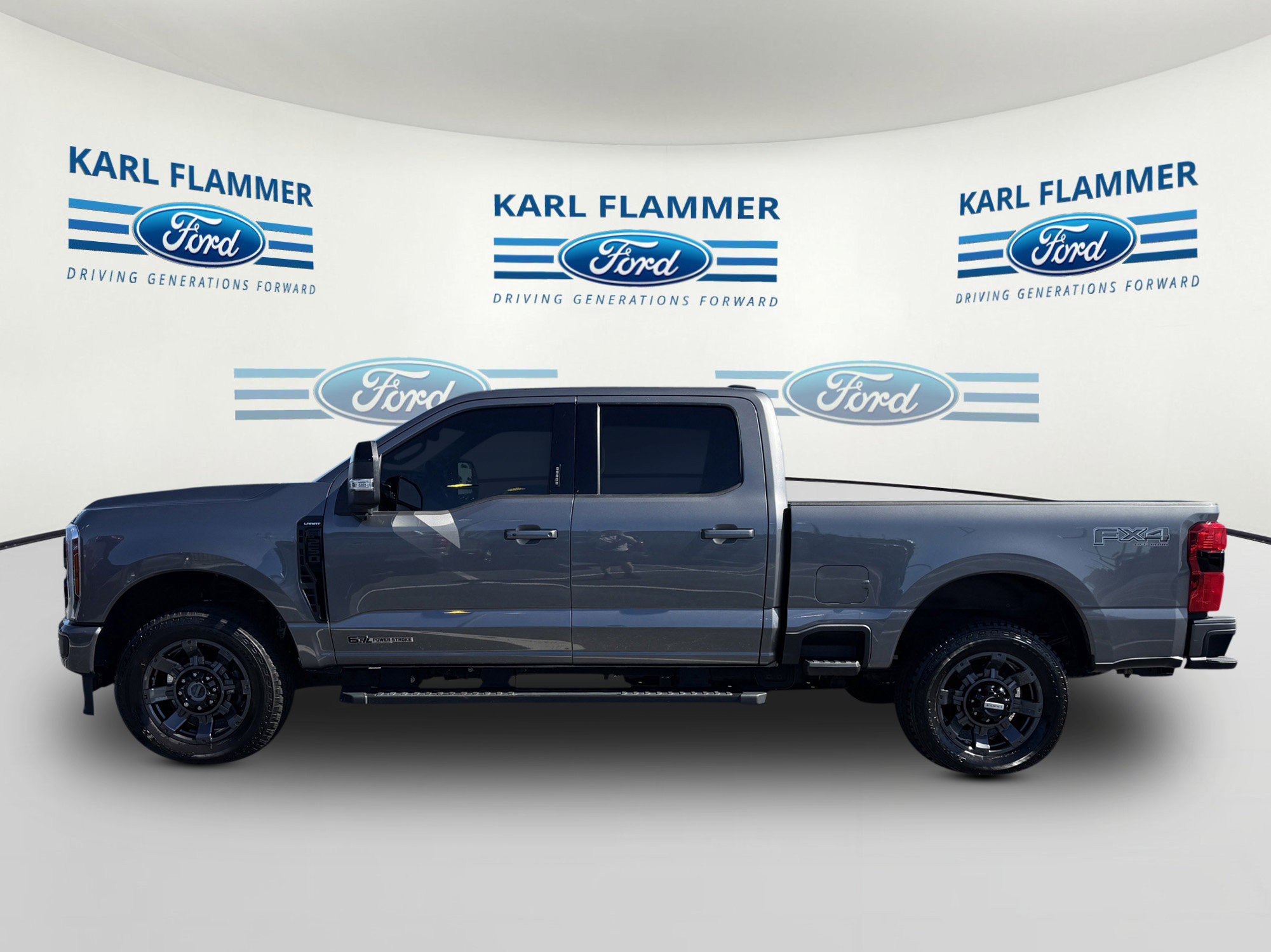 Used 2024 Ford F250 Lariat w/ Lariat Ultimate Package AWD/4WD image 5