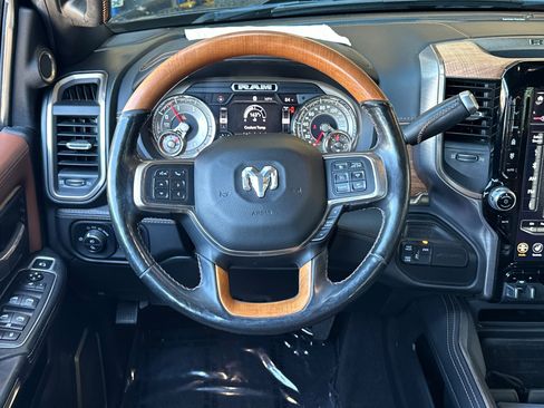 Used 2020 RAM 2500 Limited AWD/4WD image 29