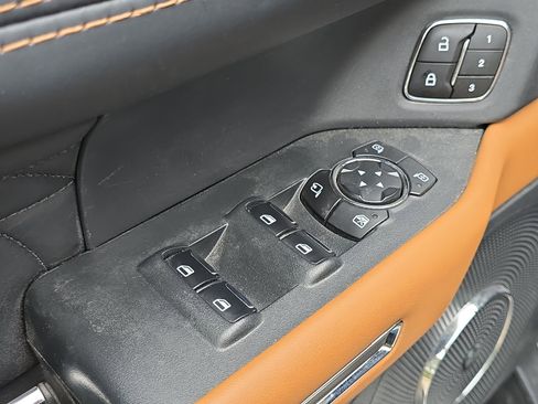 Used 2023 Ford Expedition Max Platinum AWD/4WD image 13