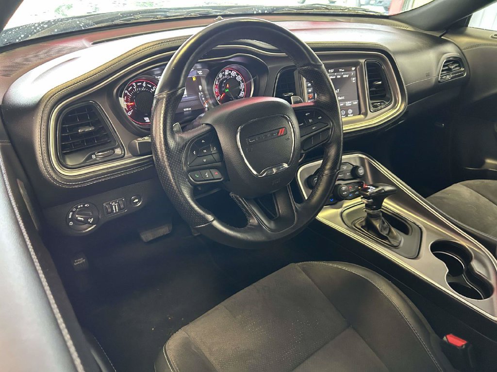 Used 2022 Dodge Challenger GT w/ Plus Package RWD image 4