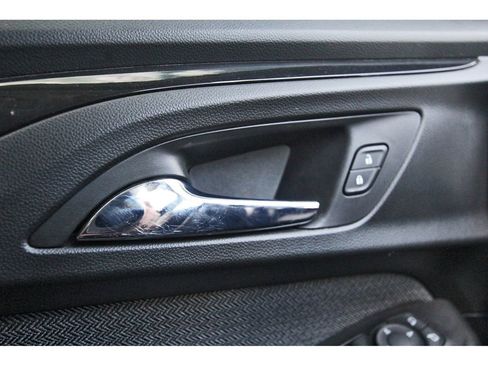 Used 2021 Chevrolet TrailBlazer LT w/ Convenience Package image 16