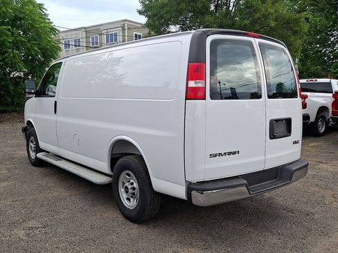 Certified 2025 GMC Savana 2500 w/ Driver Convenience Package RWD image 6