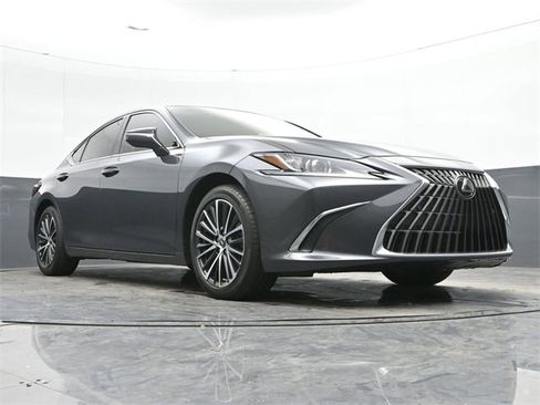 Certified 2022 Lexus ES 350 w/ Premium Package image 33