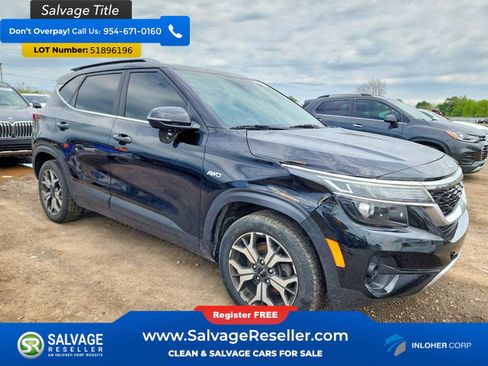 Used 2022 Kia Seltos EX AWD/4WD image 5