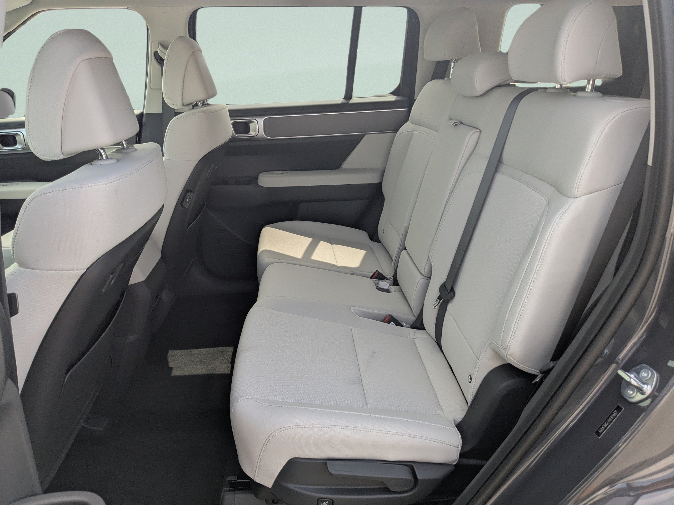 New 2027 Hyundai Santa Fe SE FWD image 13