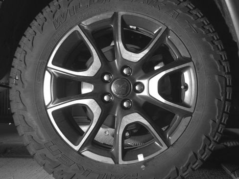 Used 2025 Jeep Compass Trailhawk AWD/4WD image 15