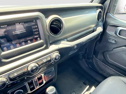 Used 2023 Jeep Wrangler Unlimited w/ Convenience Group AWD/4WD image 24