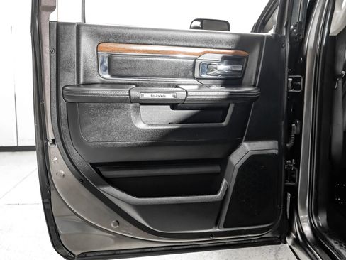 Used 2016 RAM 1500 Laramie w/ Convenience Group AWD/4WD image 60