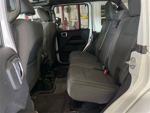 Certified 2024 Jeep Wrangler Sahara image 21