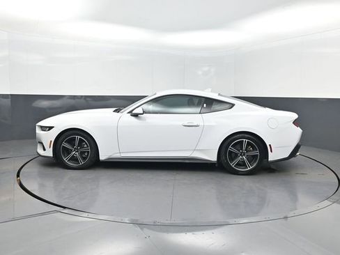 Used 2024 Ford Mustang Coupe image 2