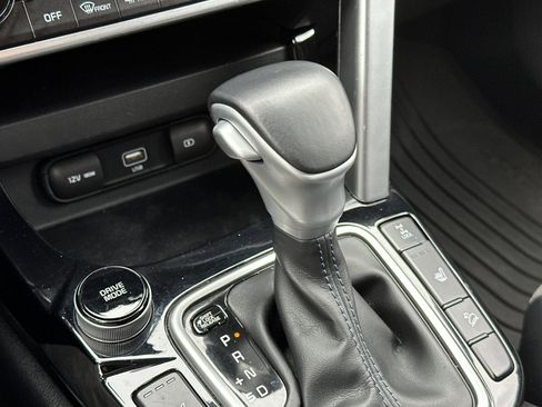 Certified 2022 Kia Seltos S image 22