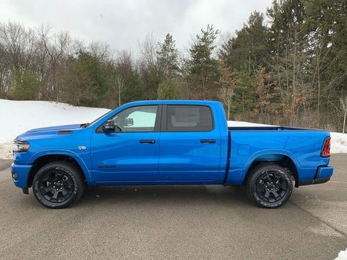 New 2026 RAM 1500 4x4 Crew Cab image 2