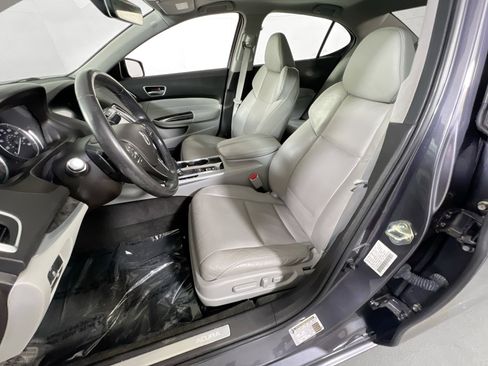 Used 2018 Acura TLX w/ Technology Package FWD image 21