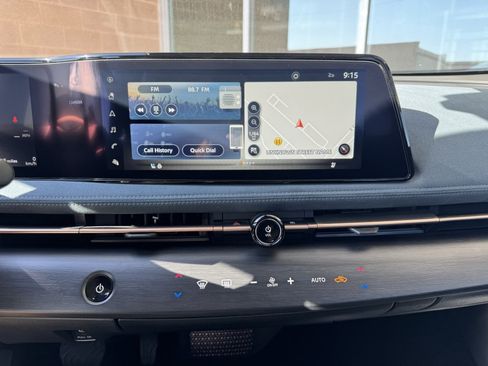 Used 2023 Nissan Ariya image 23