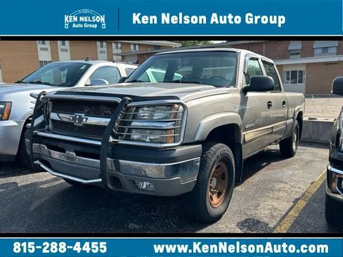 Used 2003 Chevrolet Silverado 1500 LS AWD/4WD image 1