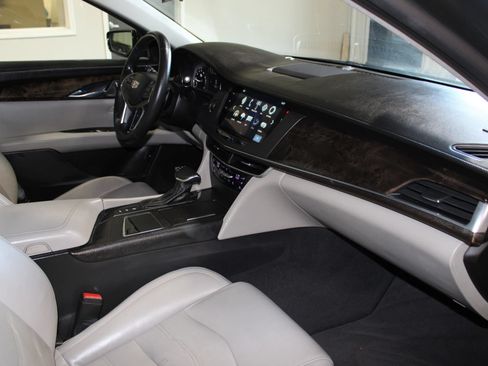 Used 2017 Cadillac CT6 Luxury AWD/4WD image 33
