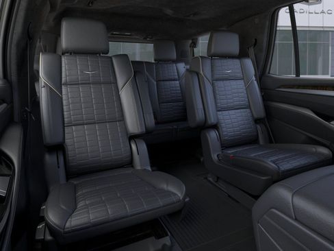 New 2026 Cadillac Escalade Platinum Sport w/ LPO, ONYX Package AWD/4WD image 17